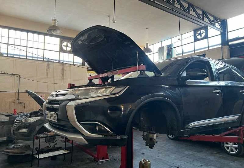 عیب یابی Mitsubishi با قطعات اصلی